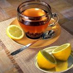 1363533679-chay-i-porezannyy-limon-popolam.jpg